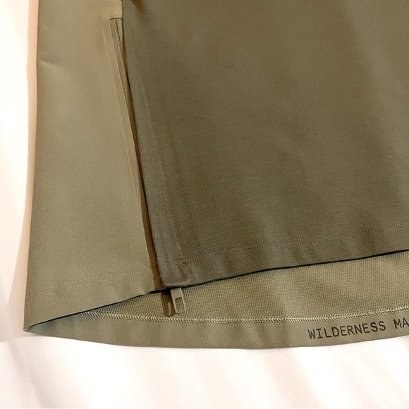 Lululemon Escape and Explore LS Size Medium Color Sage Stone and Silver - Picture 8 of 16